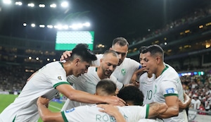 ¡No alcanzó! Moisés Paniagua puso el 1-1 de Bolivia ante Irak | VIDEO