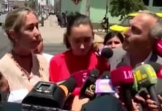 Francesca Montenegro y sus padres hablan para la prensa