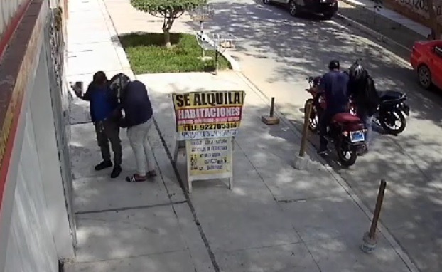 La Seño María: recomendaciones para evitar asaltos tras salir de los bancos.