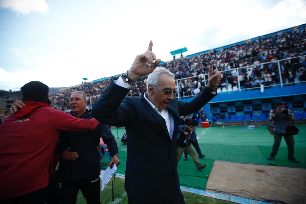 Universitario tricampeón. Foto: Fernando Sangama / @photo.gec