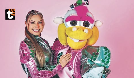 Karina y Timoteo pegan la vuelta: “Regresamos para celebrar nuestros treinta años juntos”