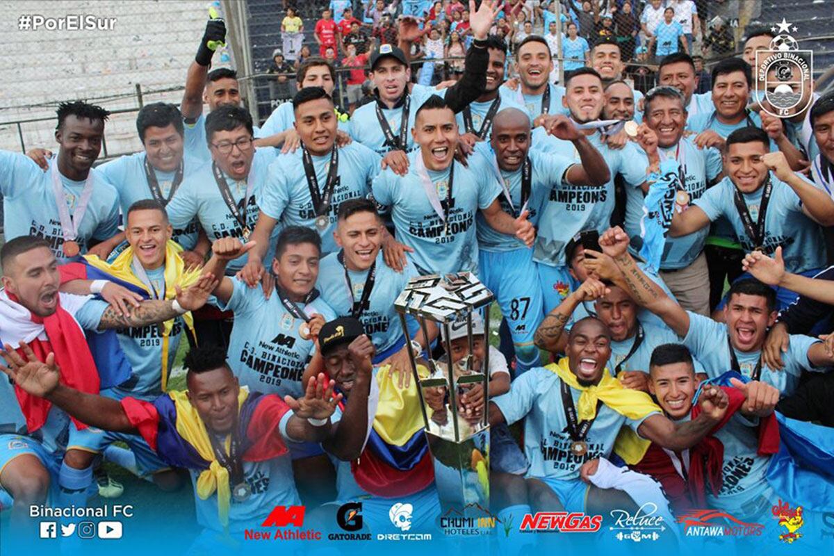 Binacional dio la sorpresa al ganar la Liga 1 y confirmar su fulgurante trayectoria: en apenas dos años pasó de jugar fútbol amateur a ser el campeón nacional a derrotar en la final a Alianza Lima por un global de 4-3. (Facebook/Binacional)