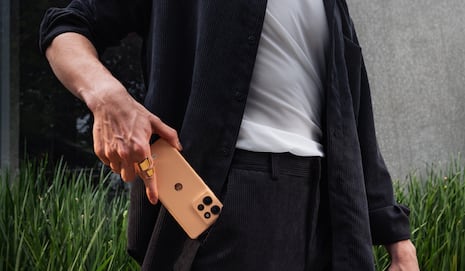 ¿Cuál es la resistencia de mi smartphone? IP68, IPX8, MIL-810HM; el significado de cada sigla