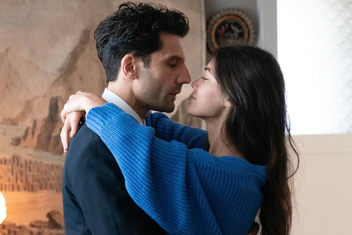 Ilgaz y Ceylin se reencontraron en “Secretos de familia” (Foto: Ay Yapım)