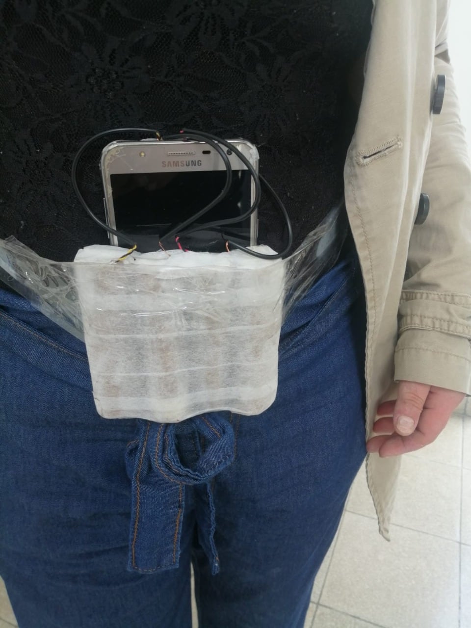 'Tía Bomba' se disfrazó como ancianita y testigo de jehová para robar dos bancos.