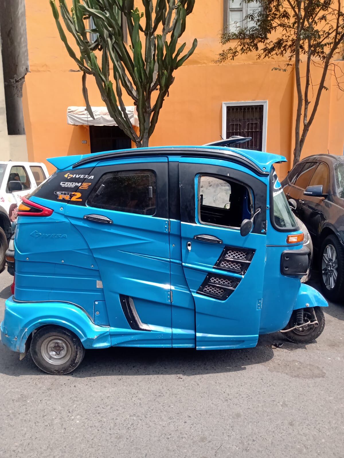 Presuntos delincuentes utilizaban esta mototaxi para robar. (PNP)