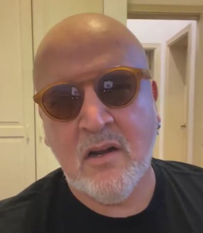 Beto Ortiz defiende a Macarena Vélez.