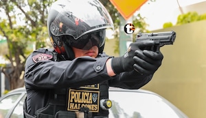 ¡Compraron las pistolas más caras y a dedo! Pago total por adelantado y contratación sin licitación desatan polémica en el Mininter