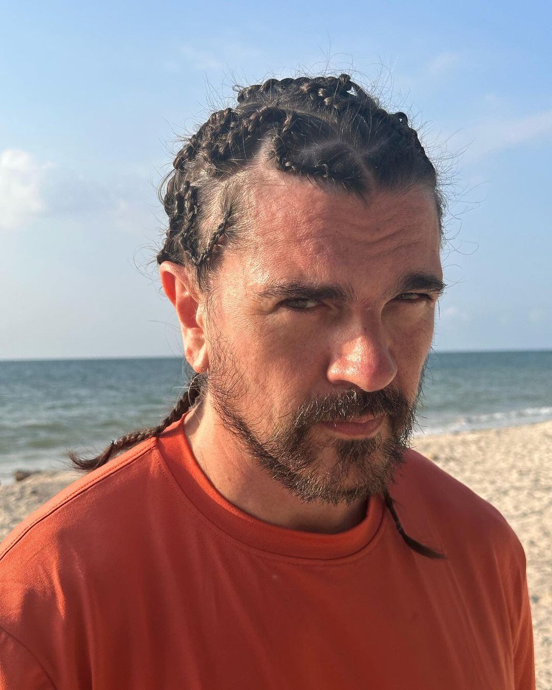 Juanes es un cantante colombiano de pop latino y rock en español que combina diversos ritmos musicales (Foto: Juanes/ Instagram)