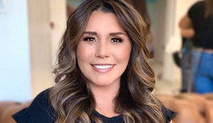 Lady Guillén anda por Las Vegas, de vacaciones con su hijita y visitando a su familia