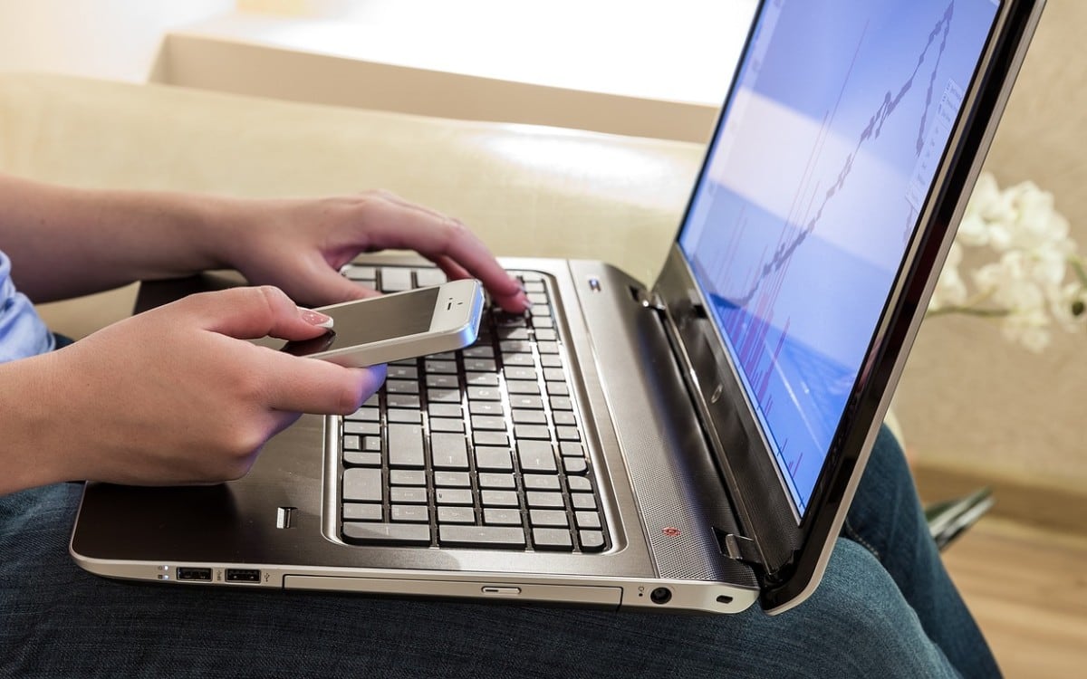 TWITTER VIRAL: cuenta que en su oficina eliminaron el teletrabajo y genera controversia. (Foto referencial: Mariakray / Pixabay)