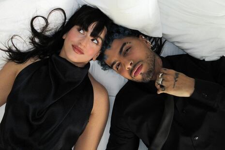 Cuál es el significado del anillo de compromiso que Rosalía recibió de Rauw Alejandro