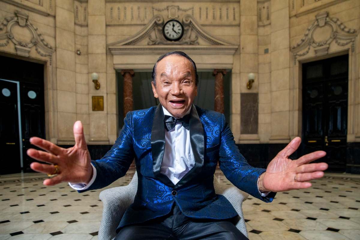 Pablo Villanueva, Melcochita, mira hacia atrás con orgullo tras una vida compartida con leyendas de la salsa y varias generaciones de público.