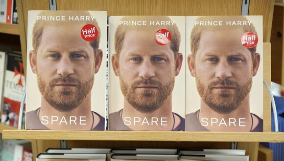 Sale a la venta polémico libro de memorias del príncipe Enrique