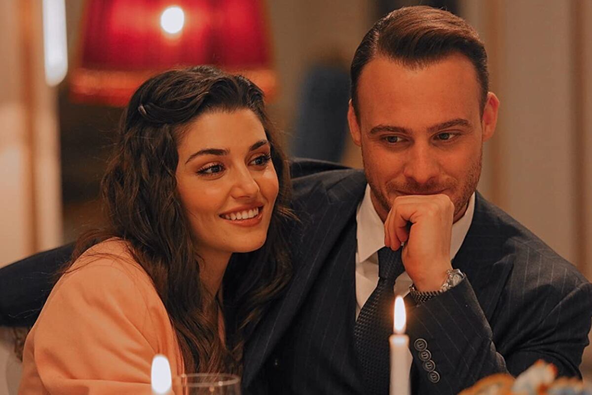 Eda y Serkan Bolat en "Love Is in the Air" (Foto: MF Yapim)