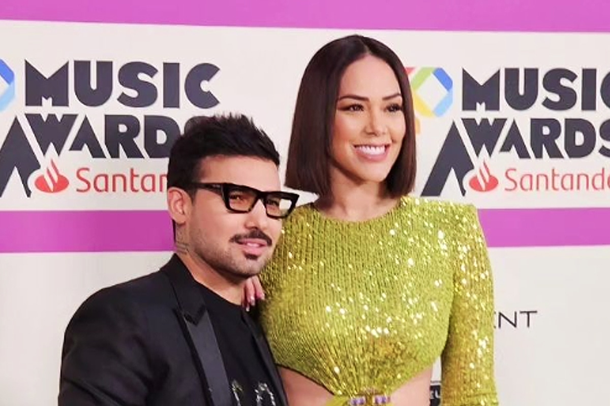 Karen Schwarz y Ezio Oliva llevan diez años de relación.