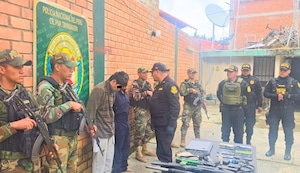 Capturan a dos sospechosos y liberan a 50 mineros secuestrados en Pataz