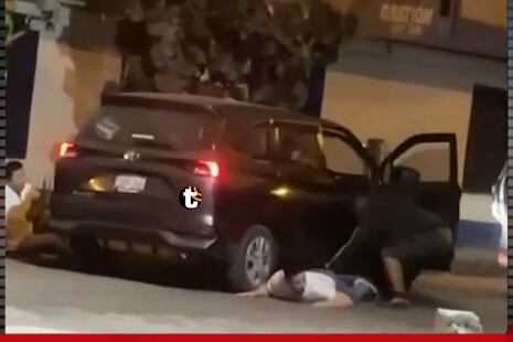 ¡Brutal asalto en SMP! Delincuentes golpean con pistola a taxista de aplicativo, lo dejan tirado y huyen ...