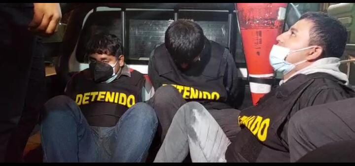 Intentaron escapar de la policía pero fueron rodeados y detenidos. (PNP)