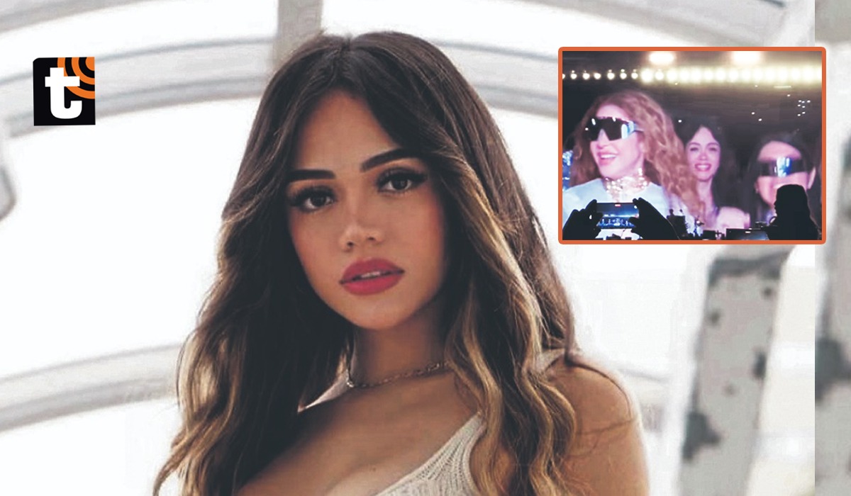 Mayra Goñi indicó que se quitó los lentes porque de noche no ve nada y quería que su mamá la vea en las pantallas.