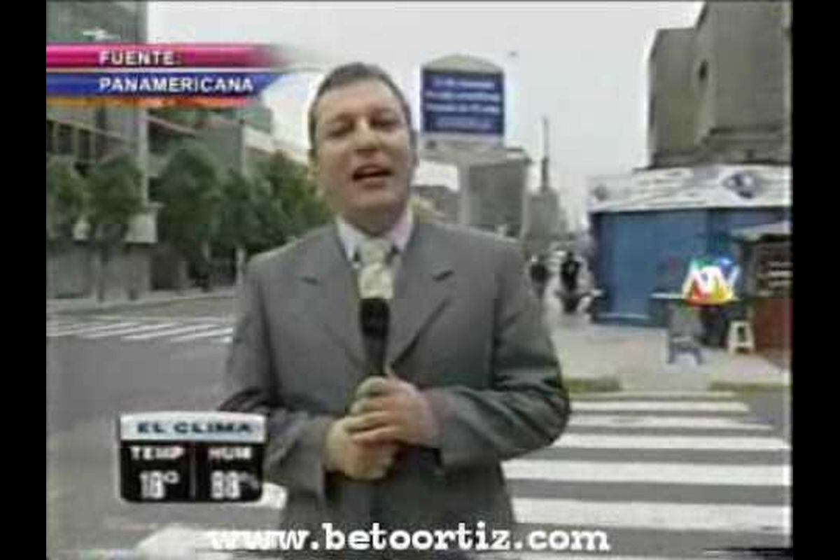 Bochornoso momento. Un empleado del entonces mandamás de Panamericana TV, Genaro Delgado Parker, le cobra en vivo. Gunter reaccionó con cordura. (Fotos: USMP/UIGV/Trome/@gunterreportero/JNE/Unicef)