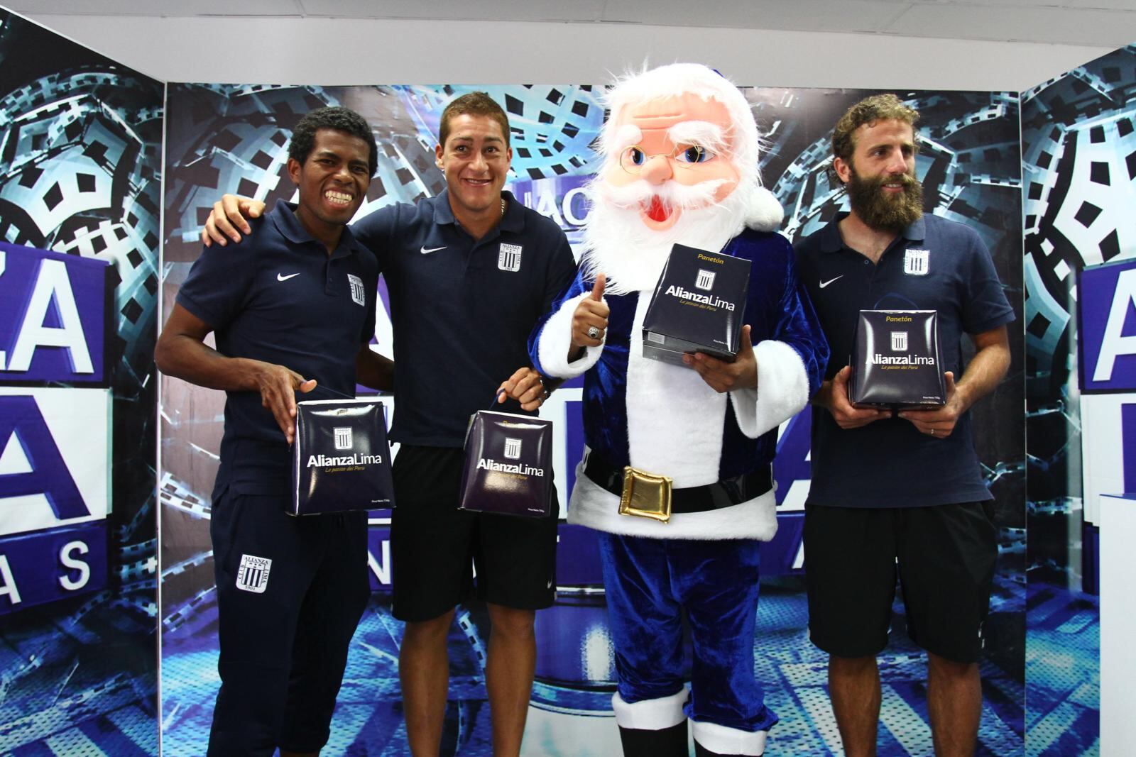 Alianza Lima lo convocó para su campaña de Navidad (Foto: GEC)
