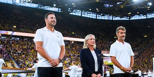 Claudio Pizarro sigue siendo considerado como leyenda en Alemania (Foto: @bundesliga)