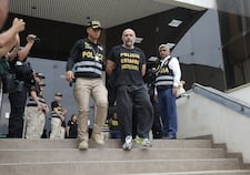 Jackson Mora y su hermana fueron trasladados a la Fiscalía de La Molina: En las próximas horas definen si seguirán detenidos por presunto fraude
