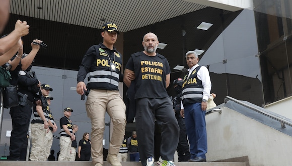 TROME | Jackson Mora y su hermana son trasladados a la Fiscalía de La Molina. Video: ATV