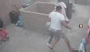 El momento exacto del FUERTE SISMO de 6.1: Personas corriendo, alarma en CC, caídas de letreros y más