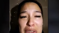 ‘China Yessenia’ reaparece desde la clandestinidad y rompe en llanto: “Extraño a mis hijos”