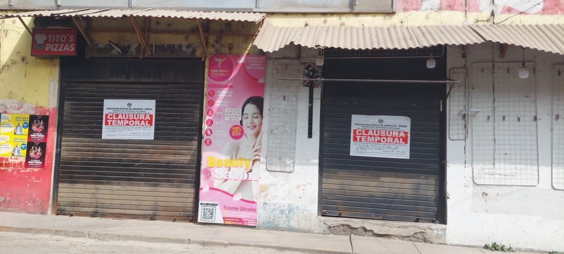 Local fue clausurado tras el derrumbe del techo. (Foto: Katherin Yescas)