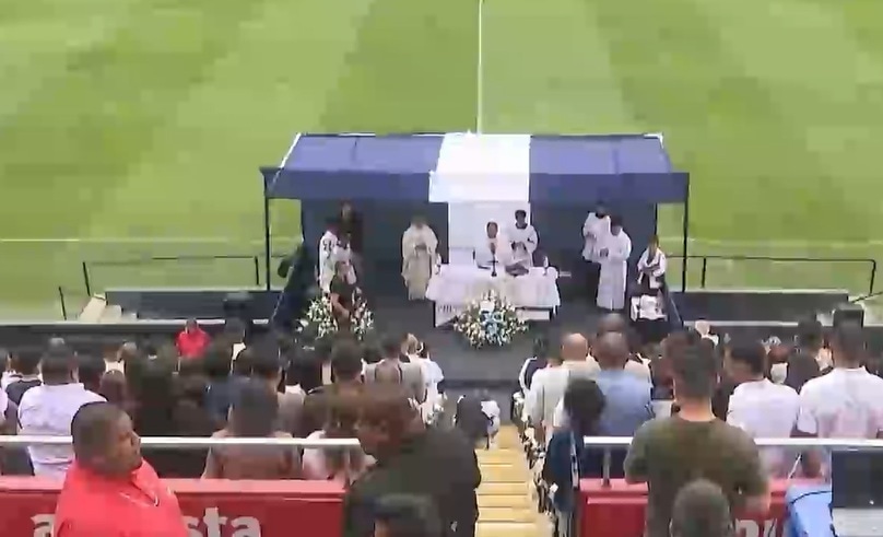 Recordaron a las víctimas del Fokker en misa oficiada en Matute. (Canal N)