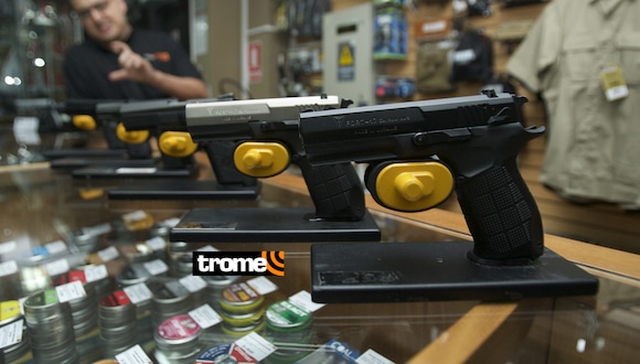 Cada vez son más las personas que deciden comprar un arma para defenderse. Foto: GEC.