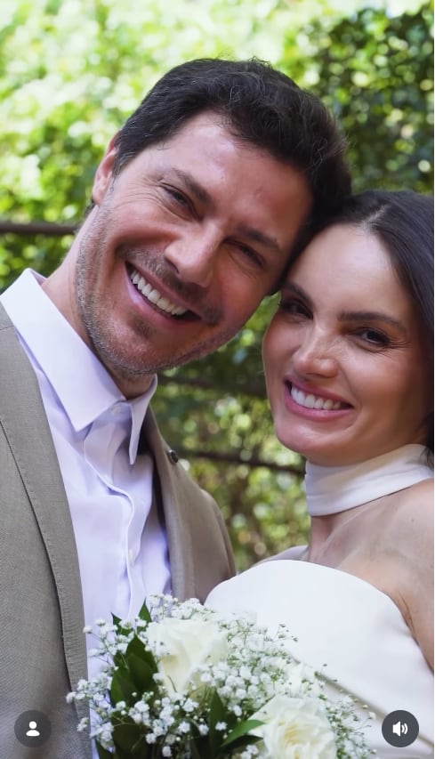 Carol Reali anuncia que se casó con su novio André Bankoff.