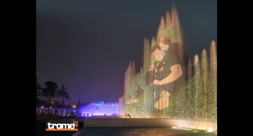 Concurso romántico de 'Corazones mágicos' ha organizado el Circuito Mágico del Agua. (Isabel Medina / Trome)