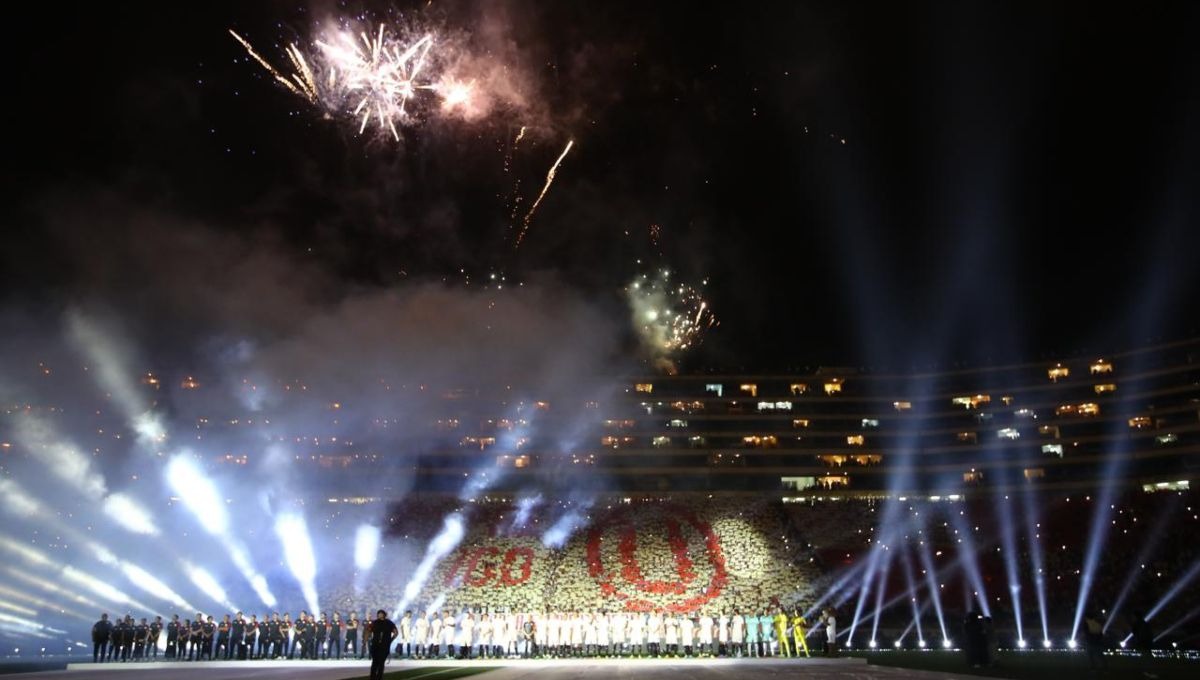 Universitario prepara una fiesta para la Noche Crema 2024.