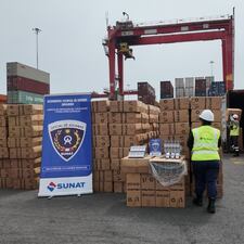 Descubren más de 7 millones de cigarrillos ilegales camuflados en cargamento de servilletas