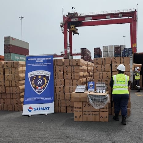 Descubren más de 7 millones de cigarrillos ilegales camuflados en cargamento de servilletas
