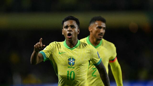 Rodrygo le devuelve la vida a Brasil en las Eliminatorias Conmebol con un gol que sirvió para derrotar a Ecuador en Curitiba. (Foto: Mauro PIMENTEL / AFP)