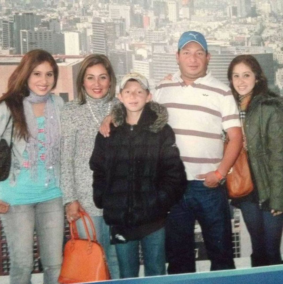 La familia de Octavio Ocaña, cuando el hijo menor ya era conocido como Benito Rivers (Foto: Bertha Pérez / Instagram)