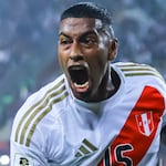 Miguel Araujo fue desconvocado de la selección peruana por una lesión y no jugará ante España ni Haití