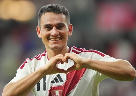 Jairo Vélez de un tiro esquina anota el segundo tanto de la selección ante Haití | VIDEO