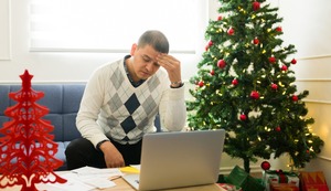 ¡Llegaron las compras navideñas! Siga estos consejos para evitar el estrés financiero durante fiestas