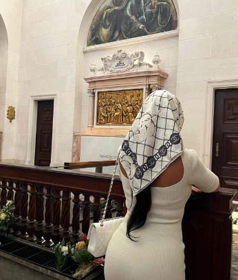 La modelo fue criticada por su outfit en el santuario (Foto: Georgina Rodríguez / Instagram)