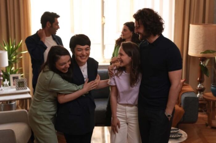 Finalmente la tranquilidad ha llegado a las vidas de Han, Safiye y Gulben (Foto: OGM Pictures)