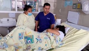 Hospital del Niño: Médicos salvan a niña de 11 años tras al extirparle tumor gigante de ovario
