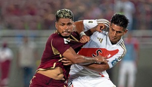 Perú vs. Venezuela: Así fue la broncaza que se armó tras burlas por gol anulado a Reyna