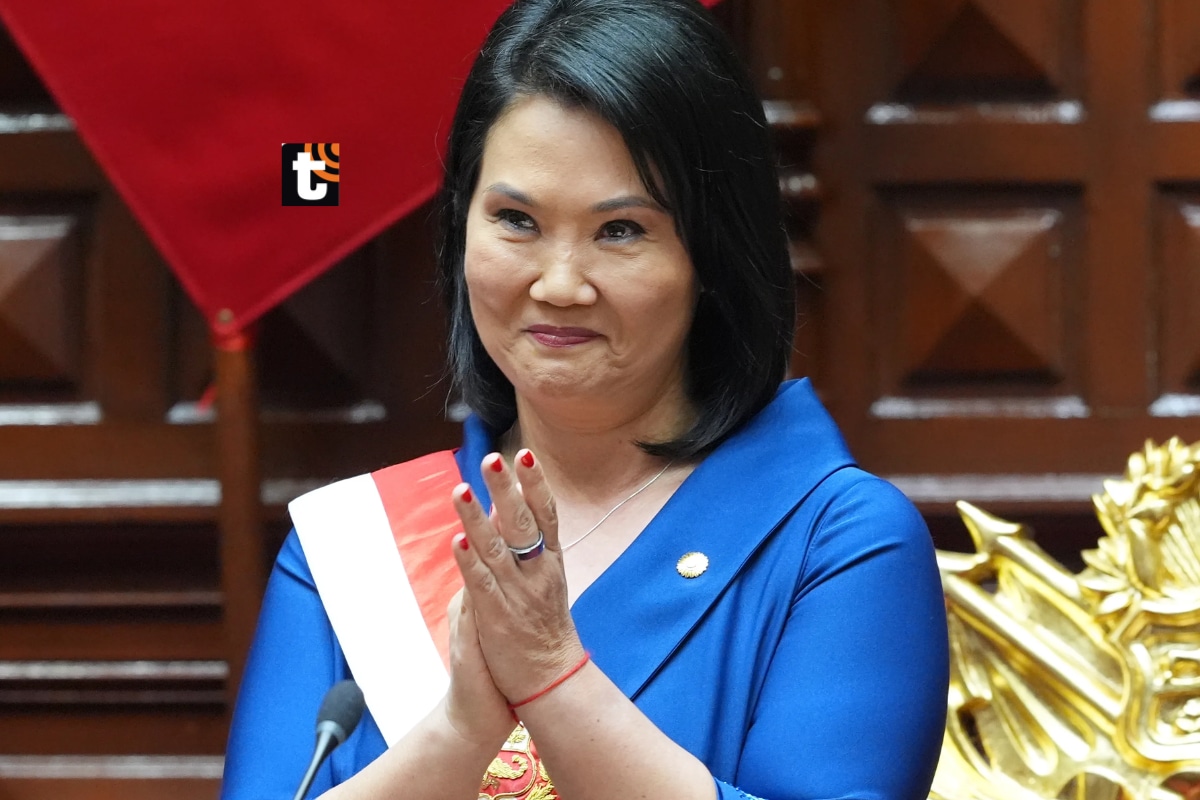 Keiko Fujimori juró como nueva presidenta del Perú. (EFE)