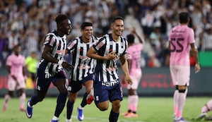 Renzo Garcés abrió la cuenta en el Alianza Lima vs. Sport Boys en Matute